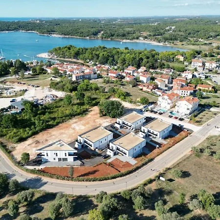 Villa An Der 1 Reihe Vom *